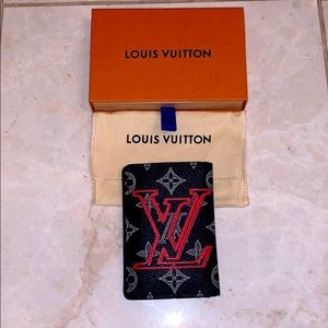 Louis Vuitton Wallet. Rare! Good Condition